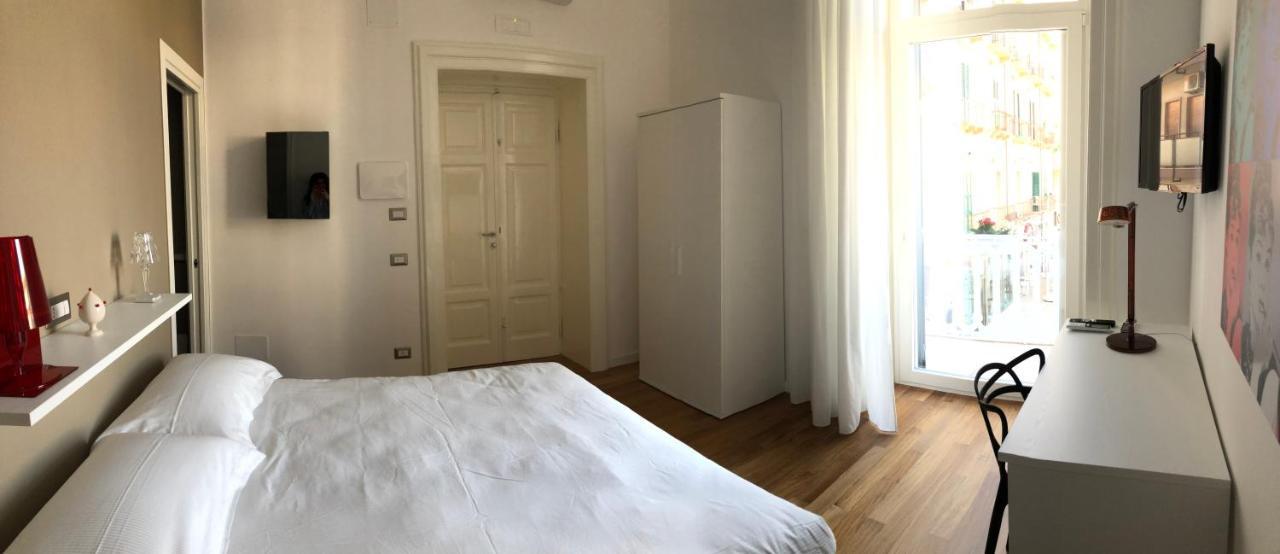 Lo Schiaccianoci B&B Taranto Dış mekan fotoğraf